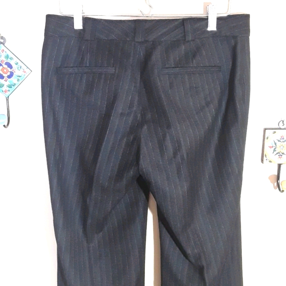 Banana Republic charcoal pin striped wool pants - Picture 4 of 5